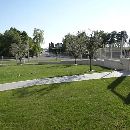 Nuovo Laghetto Del Frassino Penzion Peschiera del Garda