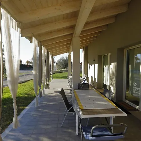 Penzion Nuovo Laghetto Del Frassino