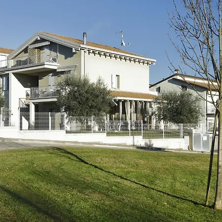 Penzion Nuovo Laghetto Del Frassino